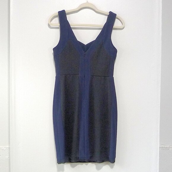 BCBGENERATION SIZE 8 BANDAGE DRESS POCKETS - Picture 4 of 15